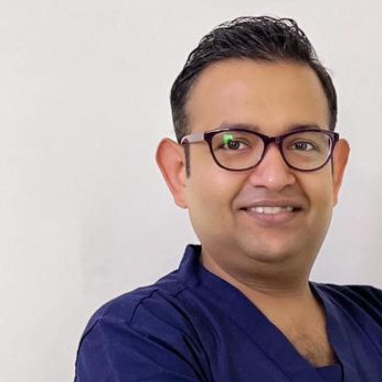 Dr. Mukesh  Shanker